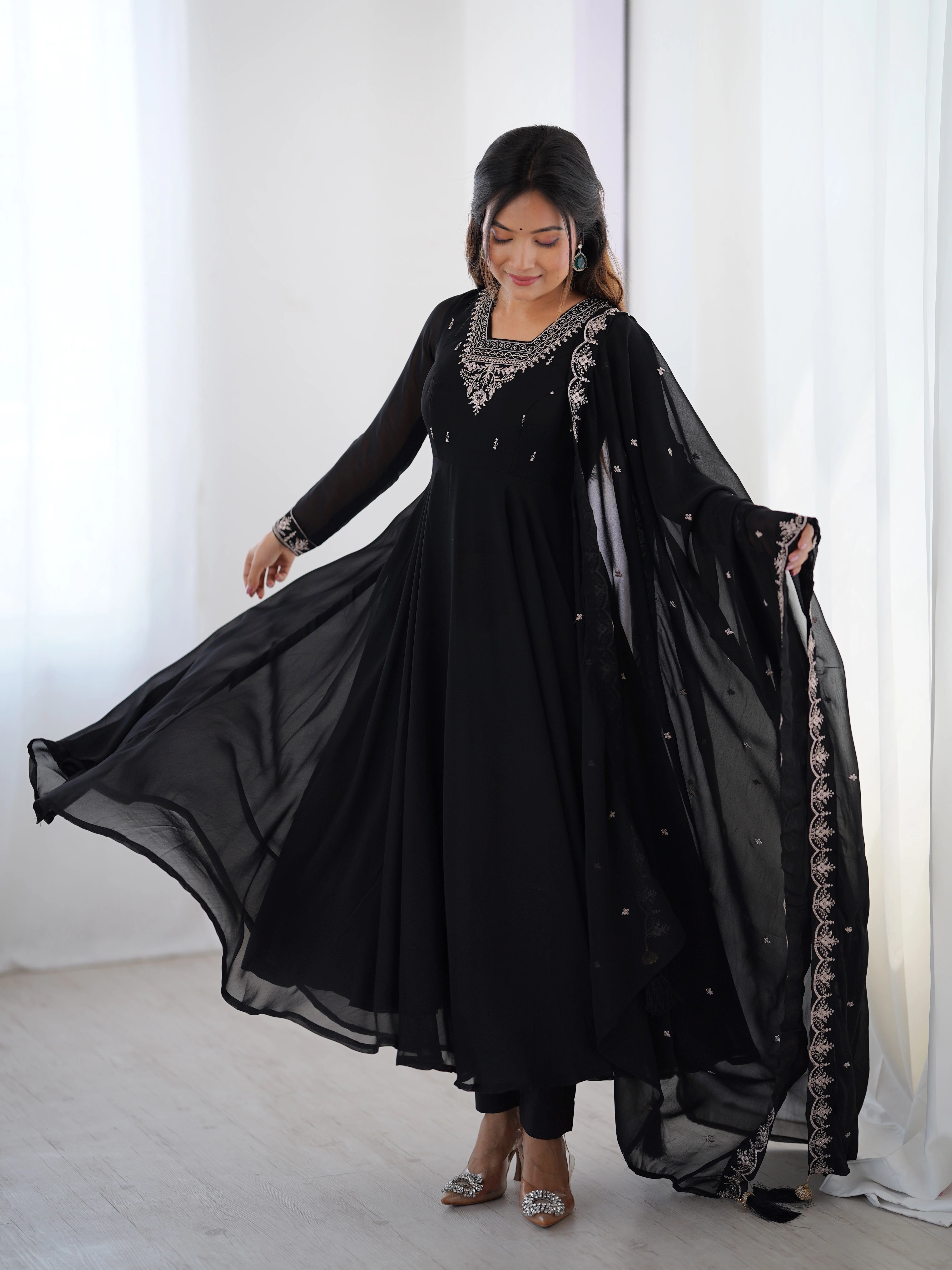 Black Zari Embroidery Fox Georgette Suit – Kalyanja